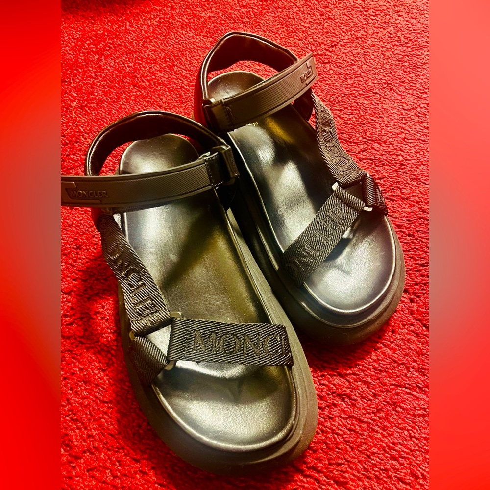 Moncler Touch-Strap Sandals - Picture 2 of 6